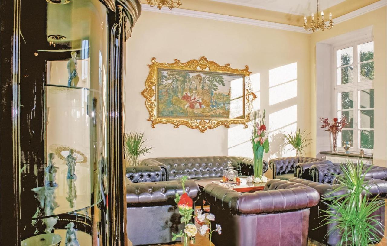 Herrenhaus Luebbenow ภายนอก รูปภาพ
